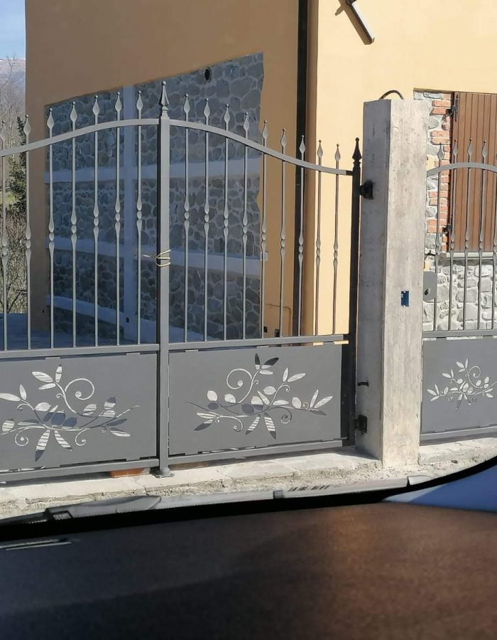 M.B. Artigianferro – Cancello in ferro battuto
