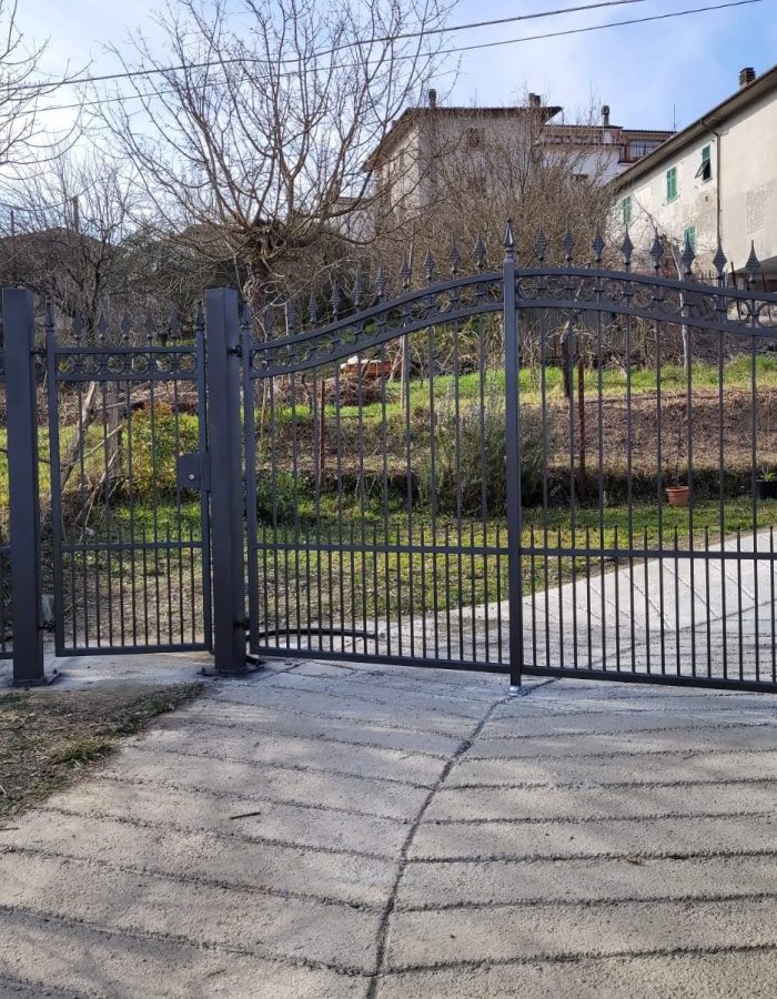 M.B. Artigianferro – Cancello in ferro battuto