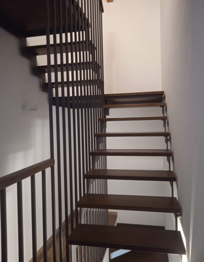 M.B. Artigianferro – Scala interna