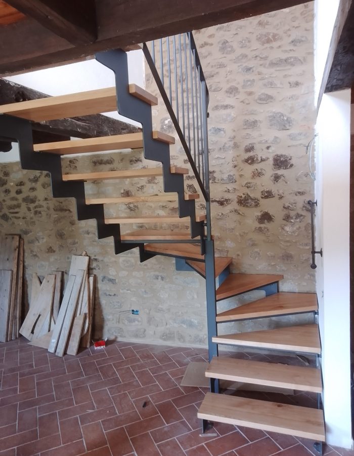 M.B. Artigianferro – Scala interna